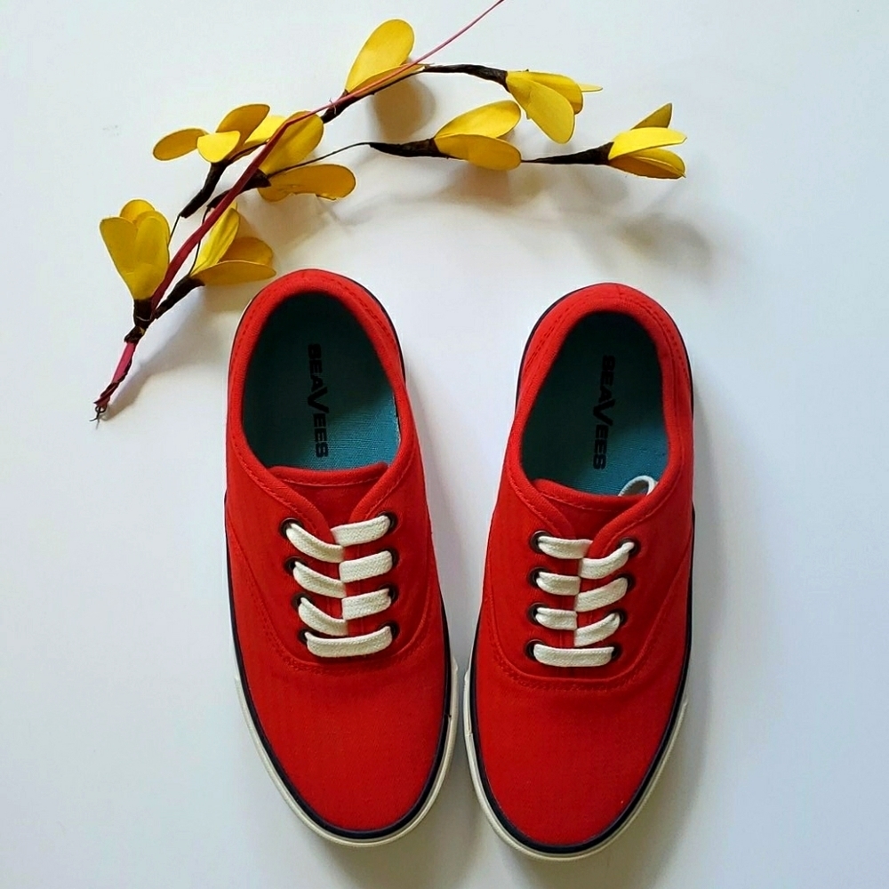 Red SeaVees Legend Sneaker Standard
